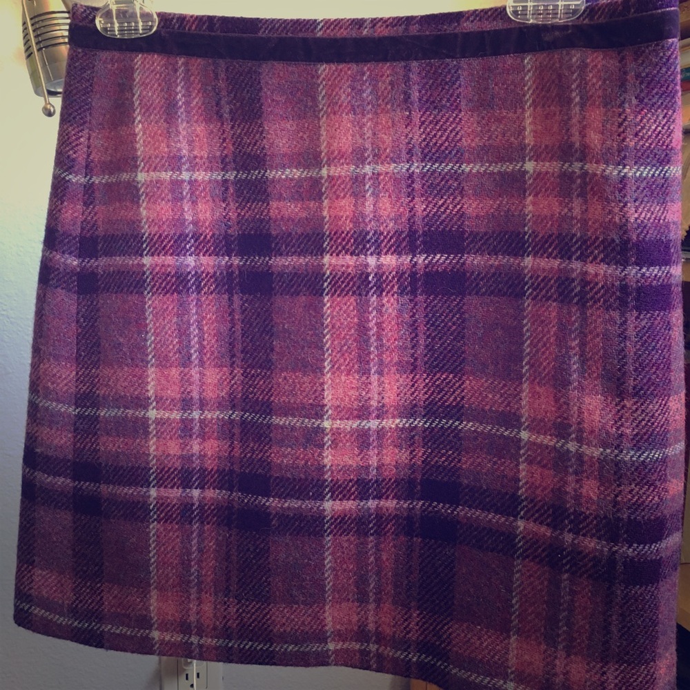 BR Purple plaid skirt, fully lined, size 2
